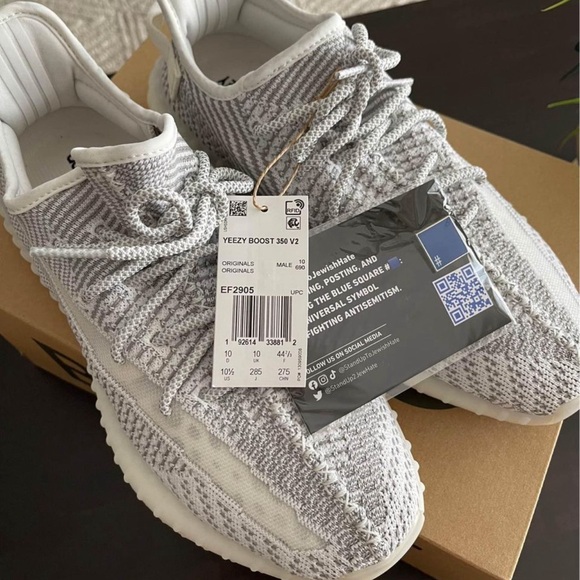 BRAND NEW!!! The adidas Yeezy Boost 350 V2 Static Reflective collection. - Picture 4 of 6
